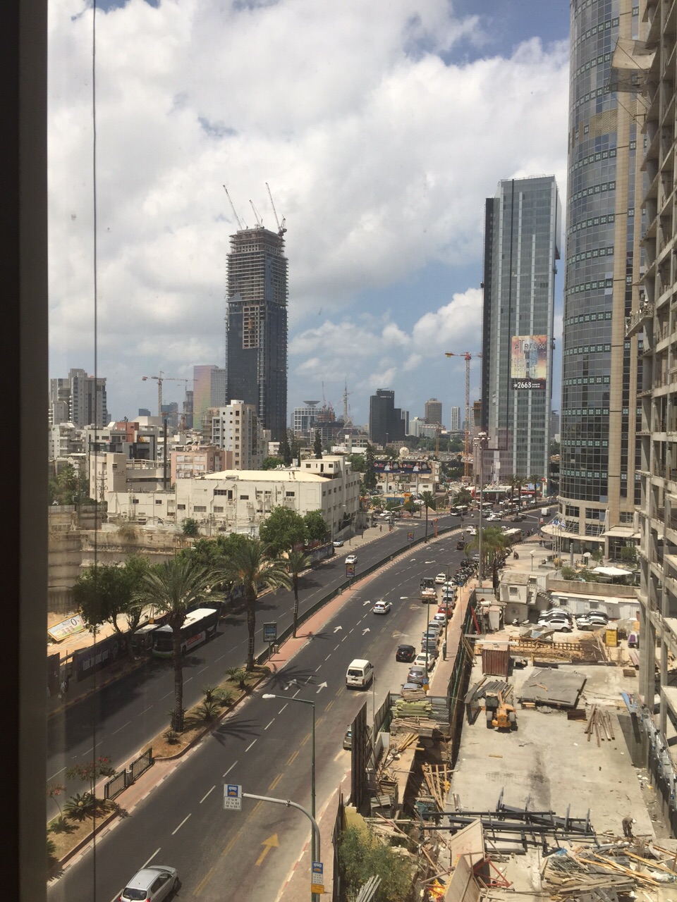 משרדים למכירה בבורסה רמת גן ב9000 שח